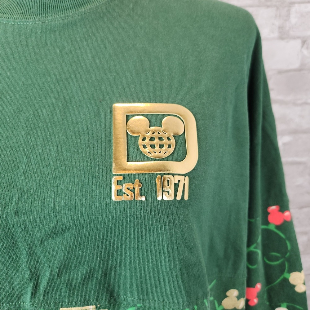 Disney Spirit Jersey 2024 Green Gold Holiday Mickey Lights Oversized Medium - Picture 2 of 9